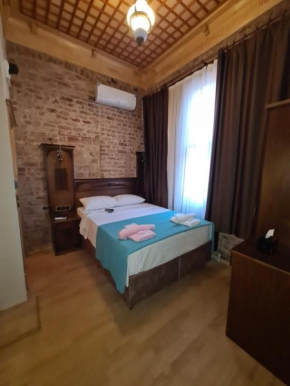 Antique Pearl Hotel